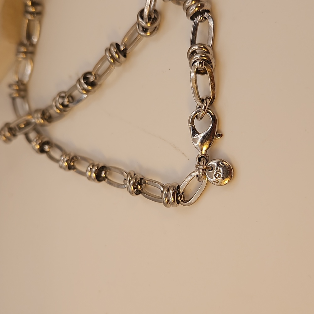 Loft Unisex Necklace - Picture 3 of 3